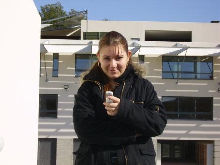 Mimilie perdue parmis cette bande de males!lol
