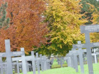 Cimetière de guerre.....très courant dans ch'Nord!
